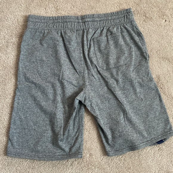 Men’s large NBA Cleveland CAVALIERS grey shorts :) gray 60% cotton cavs Jogging - Picture 6 of 8